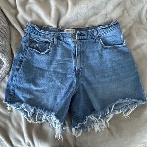 Abercrombie & Fitch The Dad Short High Rise
